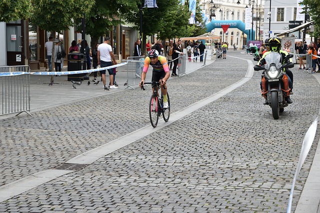 送外卖成了 送外卖成了